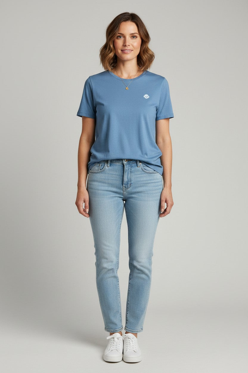The Licht Tee Women